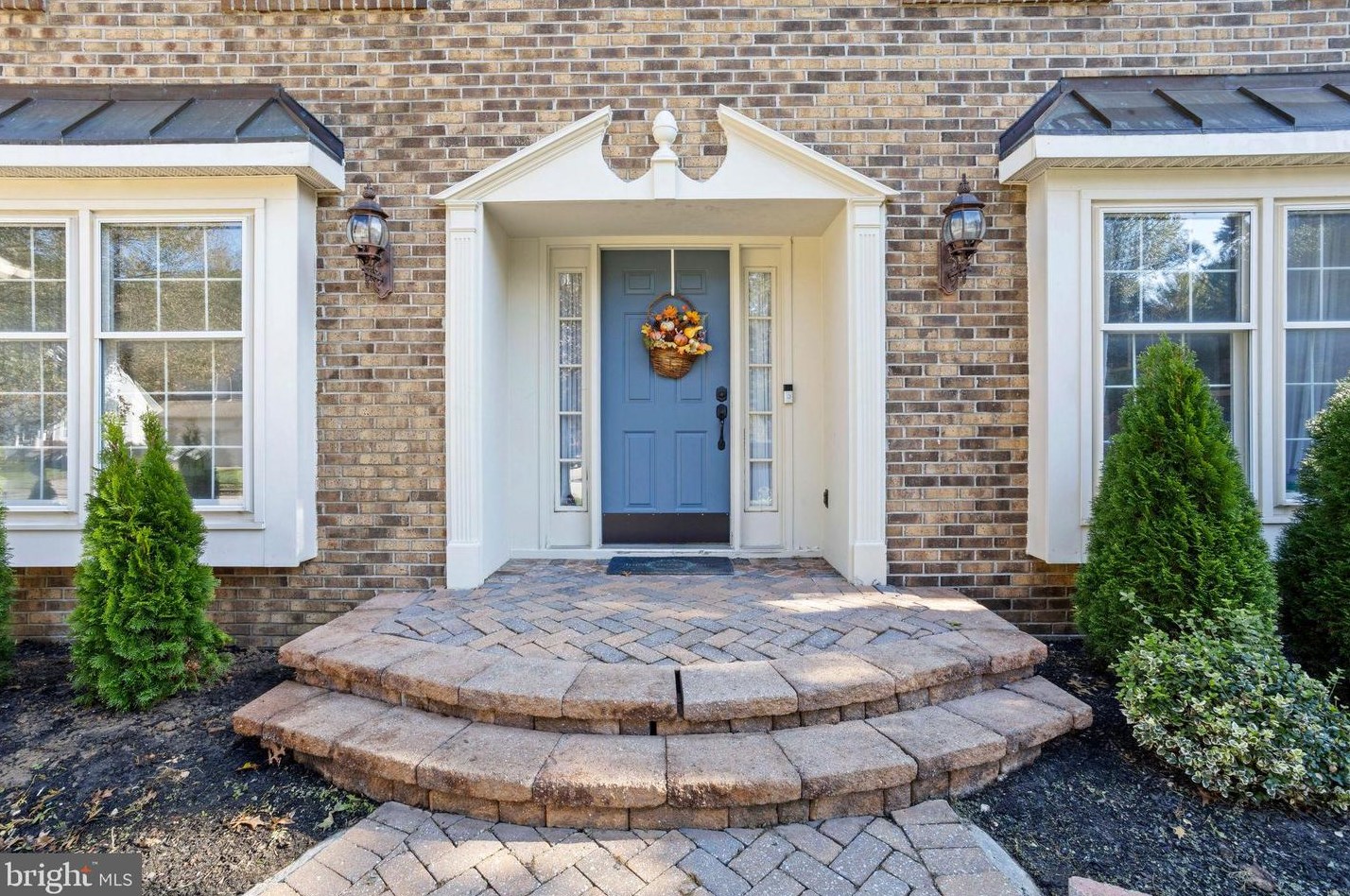 10 Michaelson Dr, Mount Laurel NJ  08054-1354 exterior