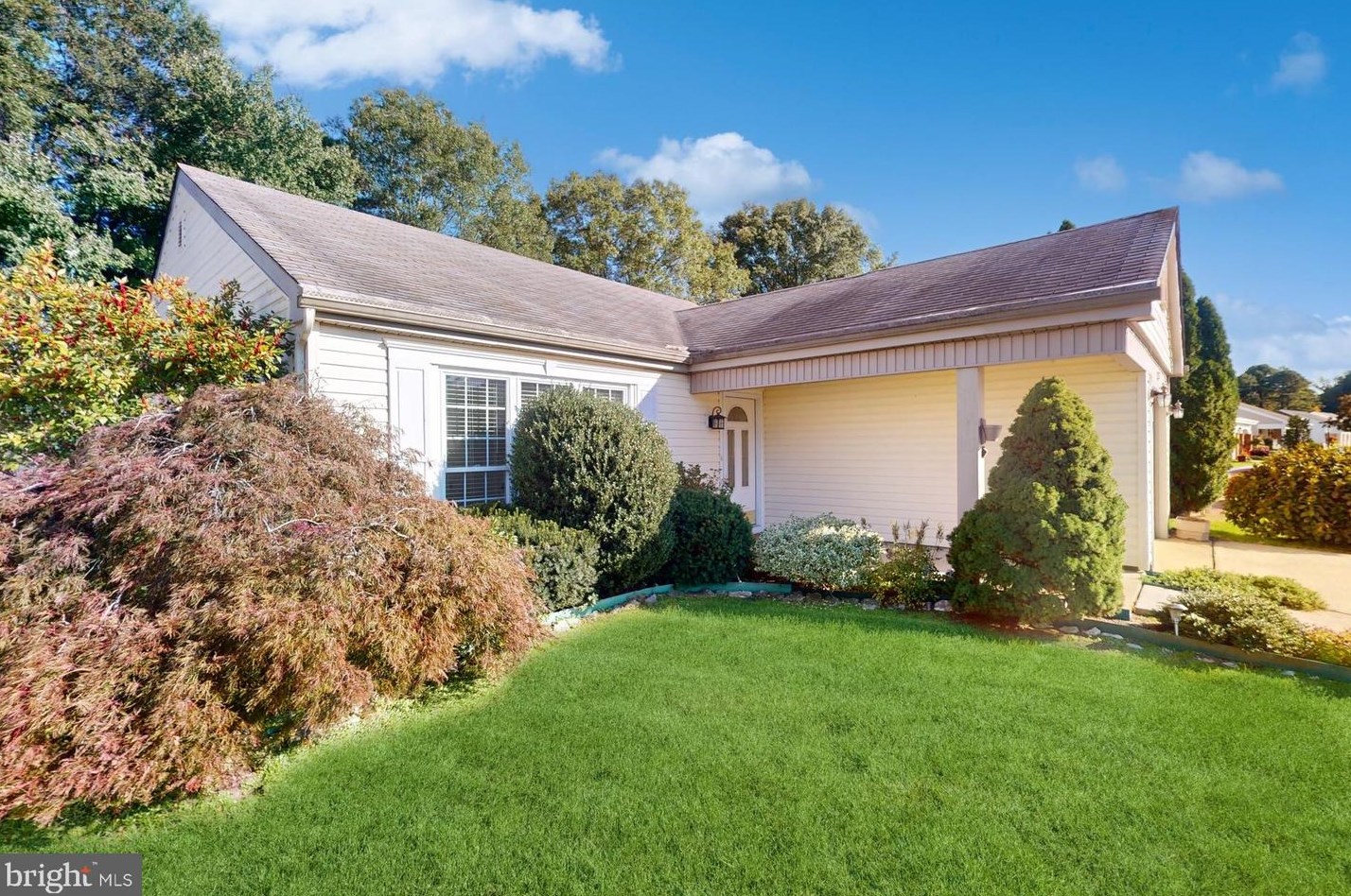 23 Finchley Ct, Southampton, NJ 08088-1006
