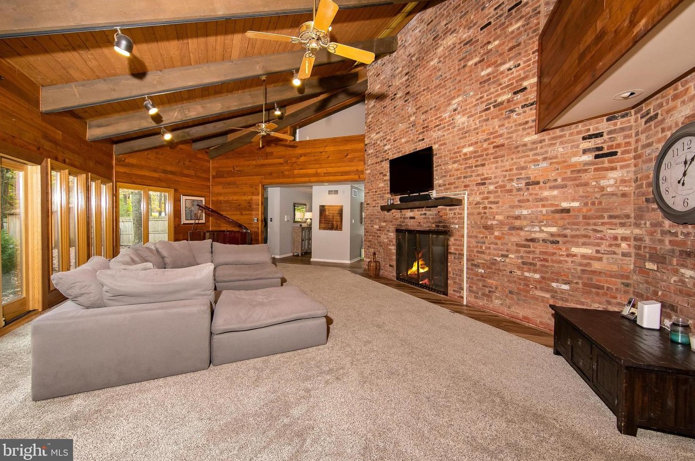 28 Centennial Dr, Medford NJ  08055-8139 exterior