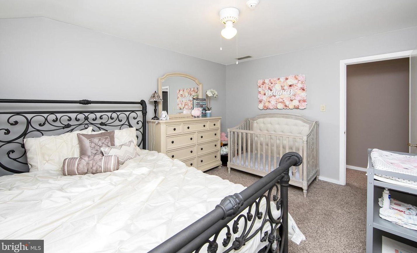 28 Centennial Dr, Medford NJ  08055-8139 exterior