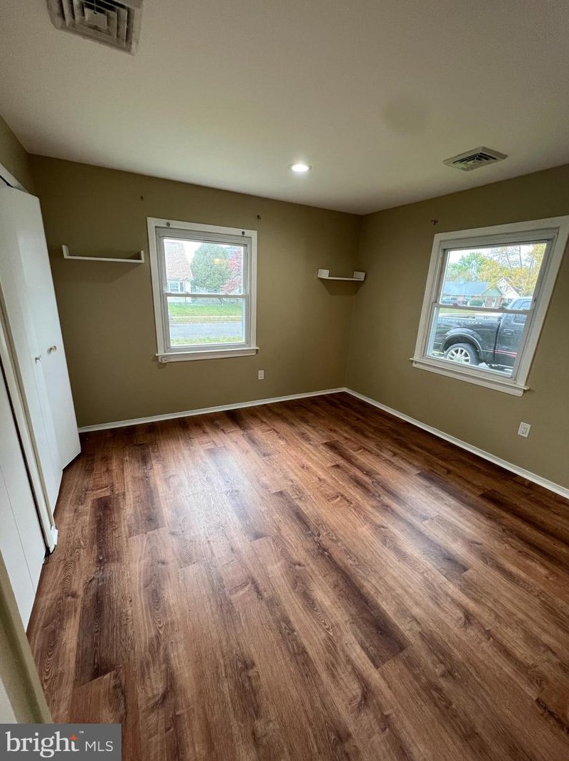 23 Babcock Ln, Willingboro, NJ 08046