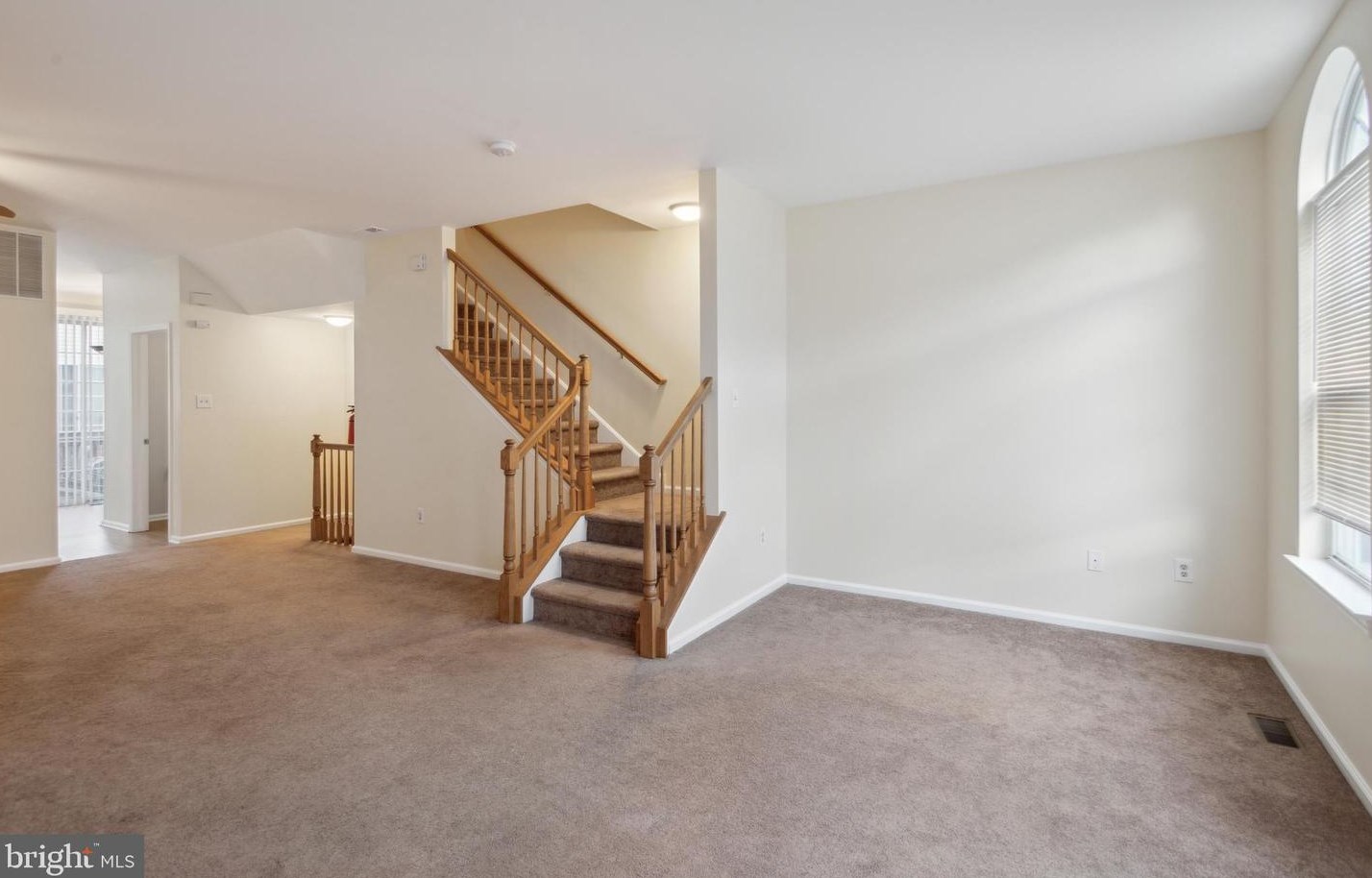 9202 Wrensong Ct, Palmyra, NJ 08065