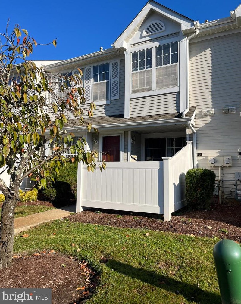 3502 Fenwick Ln, Mount Laurel, NJ 08054