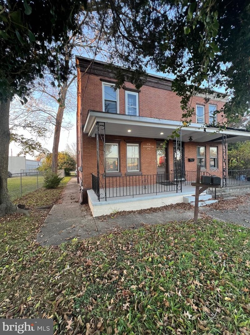 576 Washington Ave, Burlington, NJ 08016