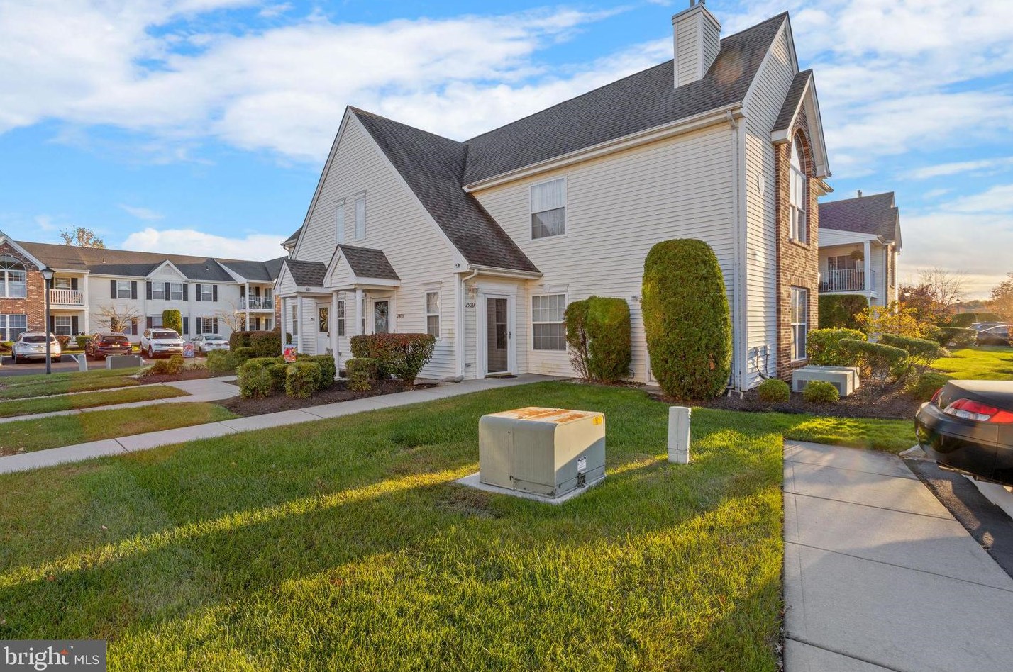 2503 Bluegrass Dr, Mount Laurel, NJ 08054