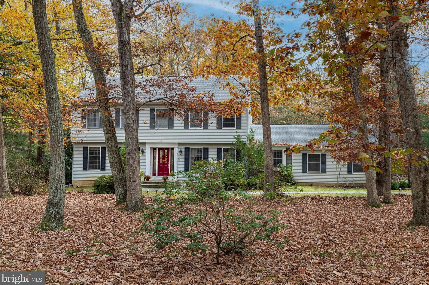 4 Duncan Ct, Medford, NJ 08055