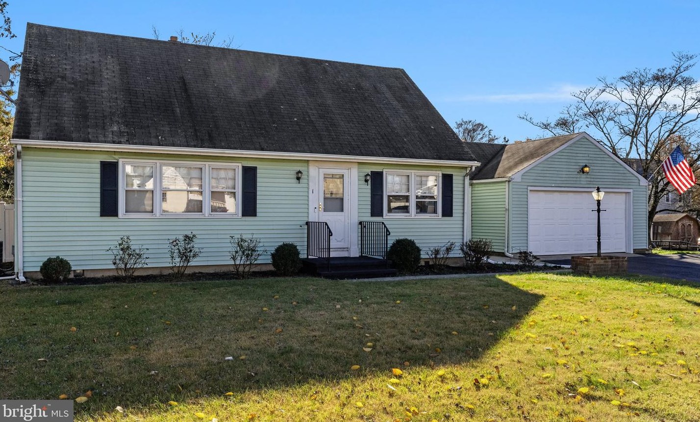 1 Grand Ave, Trenton, NJ 08620