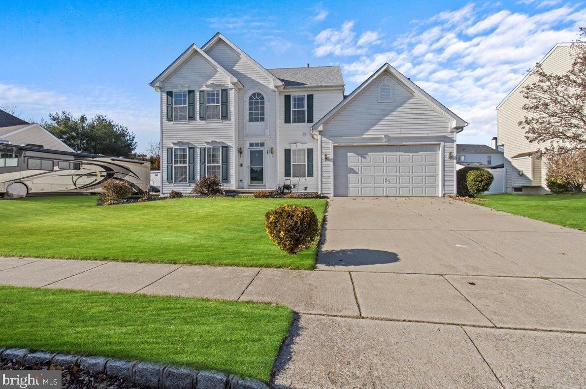 13 Equestrian Dr, Burlington NJ 08016-3065 exterior