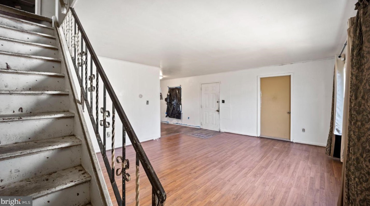 6 Spindletop Ln, Willingboro NJ  08046-1416 exterior