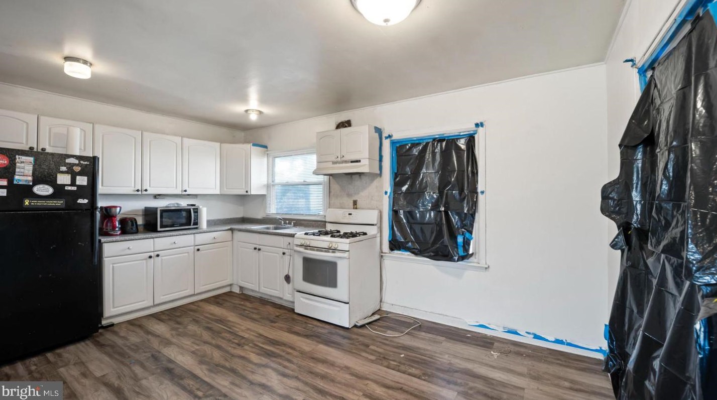 6 Spindletop Ln, Willingboro NJ  08046-1416 exterior