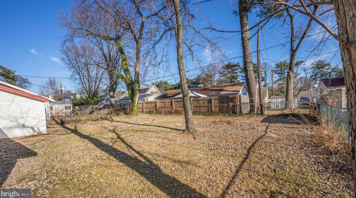 6 Spindletop Ln, Willingboro NJ  08046-1416 exterior