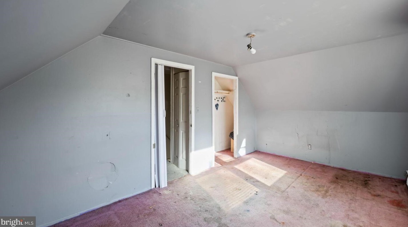 6 Spindletop Ln, Willingboro NJ  08046-1416 exterior