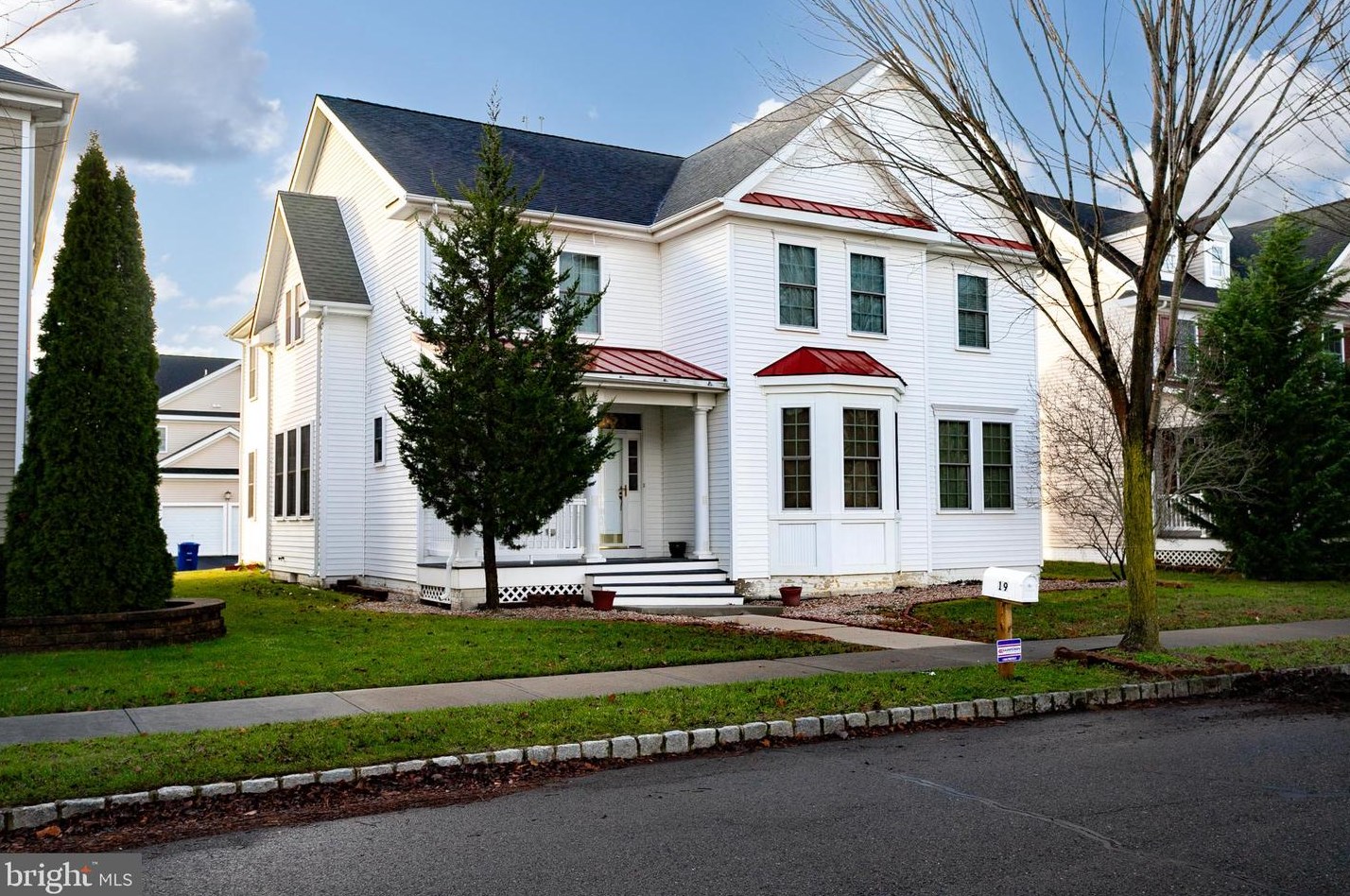 19 Downer Way, Chesterfield, NJ 08515-2925