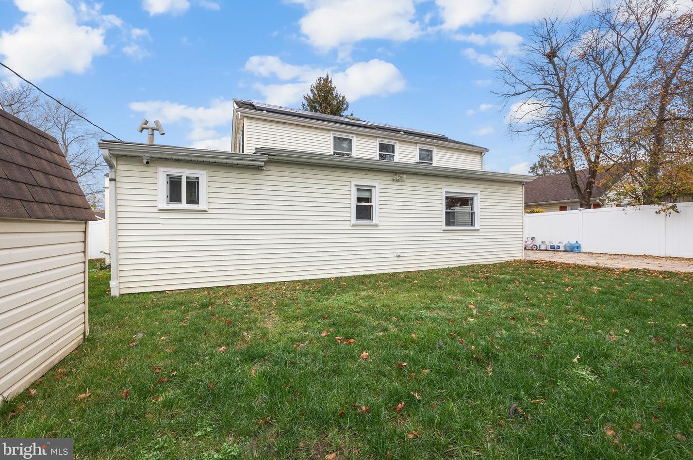 12 Mullshire Ln, Willingboro, NJ 08046