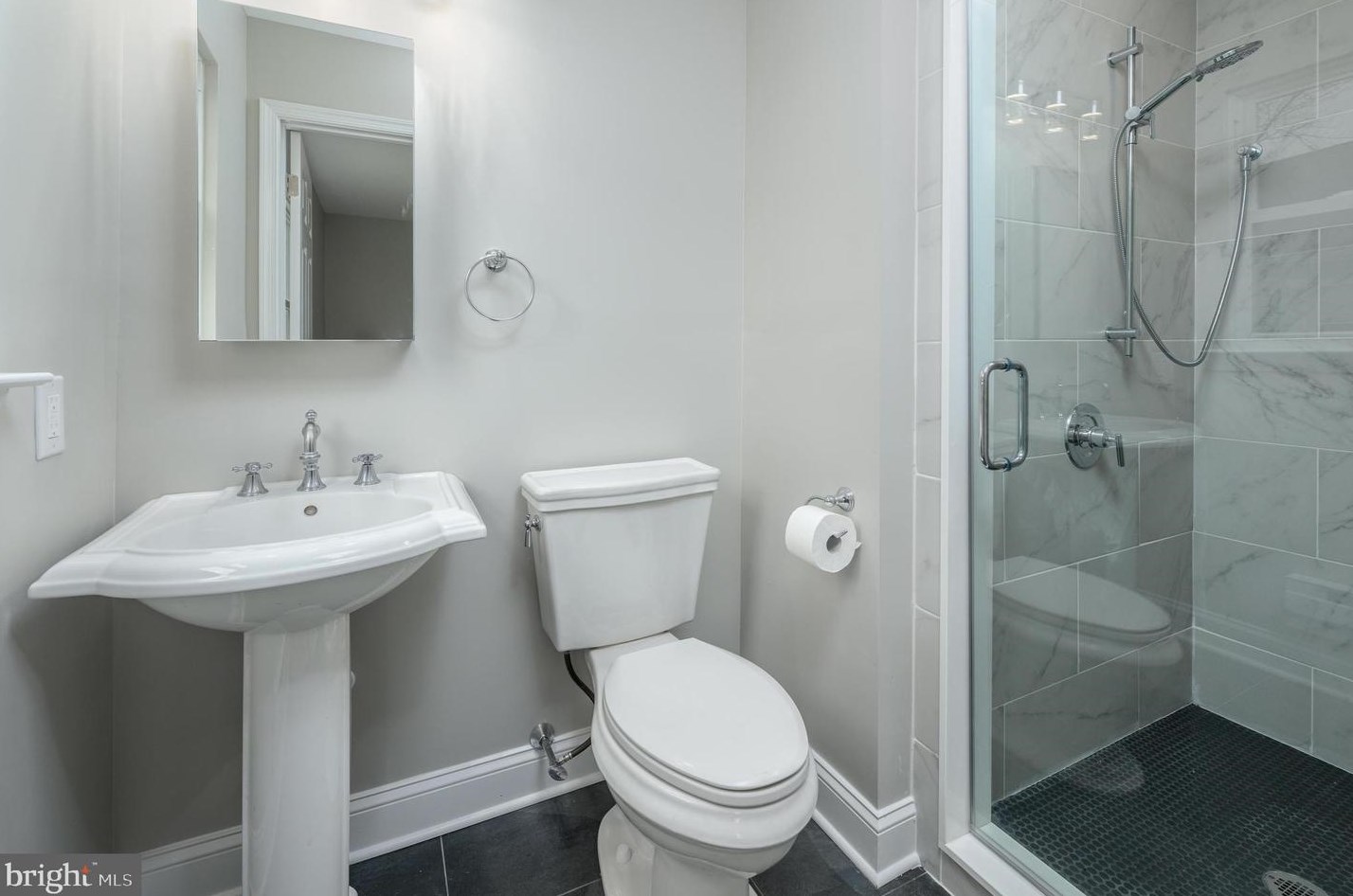 38 Chatham Pl, Southampton NJ  08088-1108 exterior
