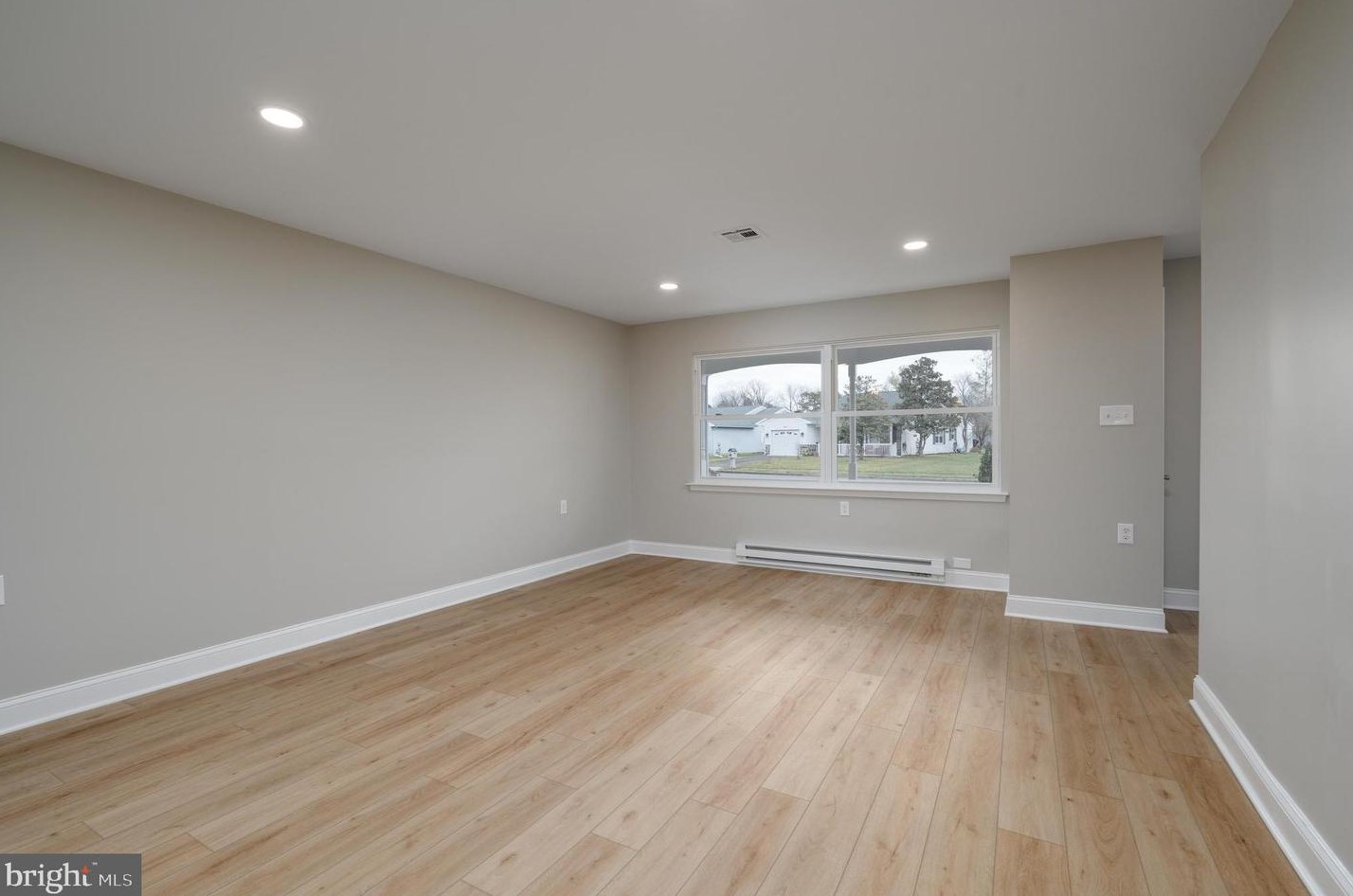 38 Chatham Pl, Southampton NJ  08088-1108 exterior