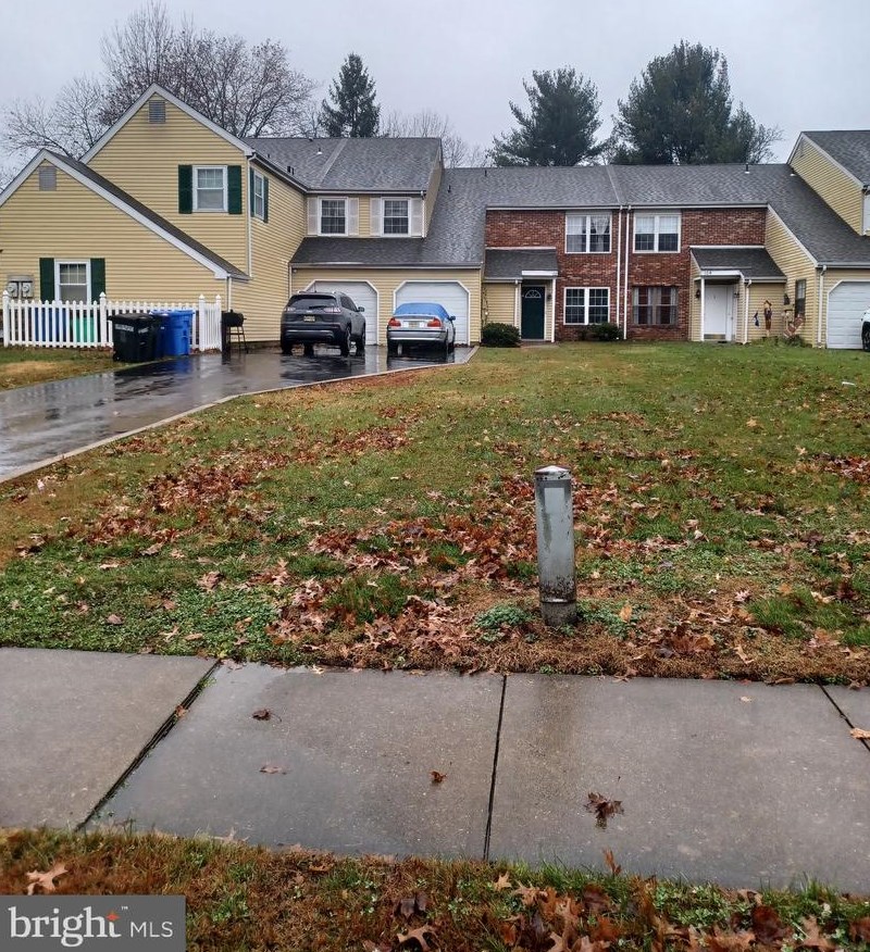 102 Willow Turn, Mount Laurel, NJ 08054