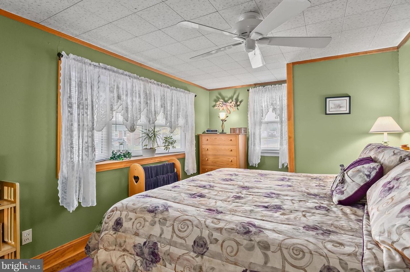 112 Fairfax Dr, Riverton NJ  08077-2133 exterior