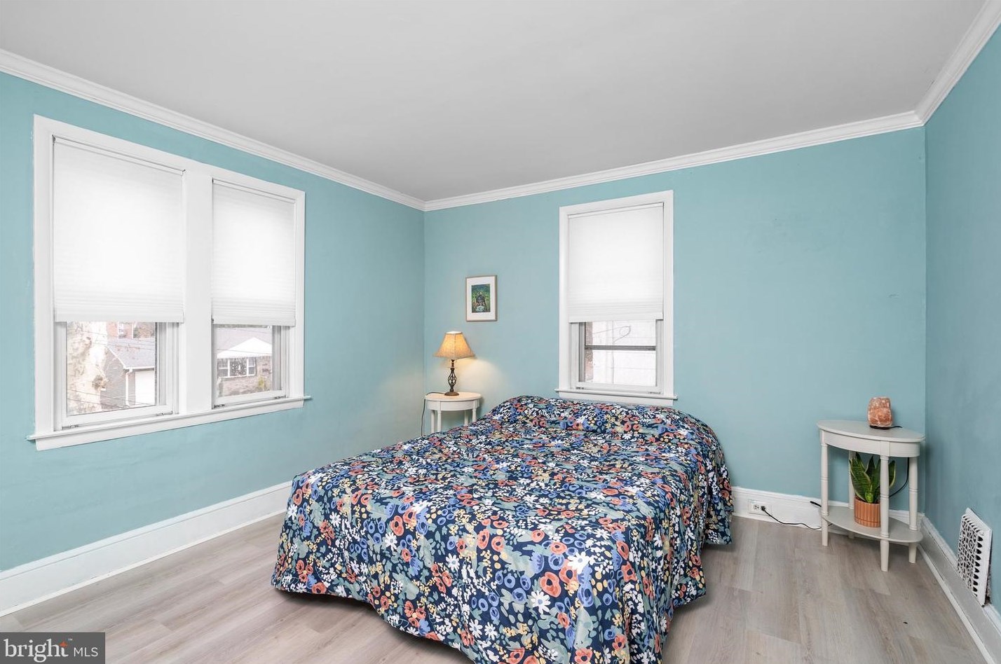 210 Penn St, Riverton NJ  08077-1222 exterior