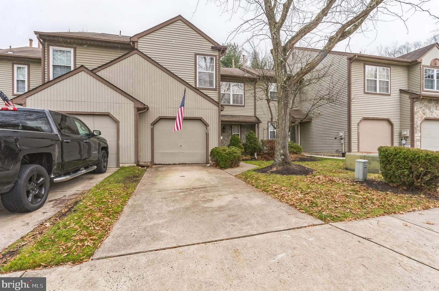 427 Kelham Ct, Mount Laurel, NJ 08054-3723