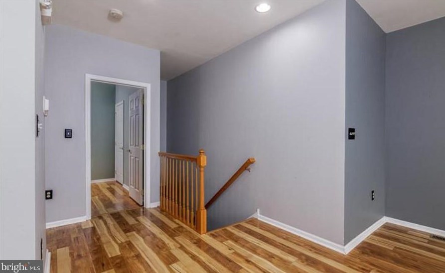 1831 Jason Dr, Riverton NJ  08077-1553 exterior