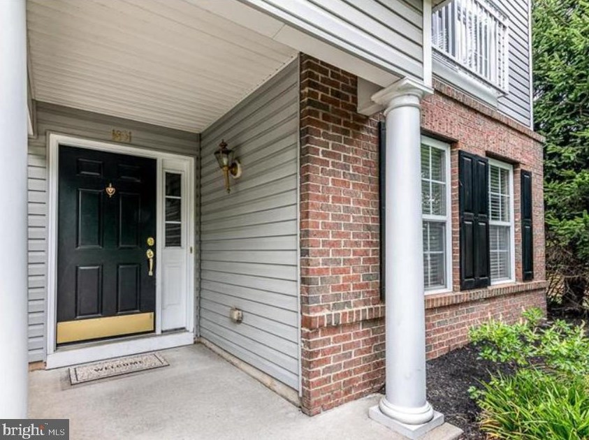 1831 Jason Dr, Riverton NJ  08077-1553 exterior