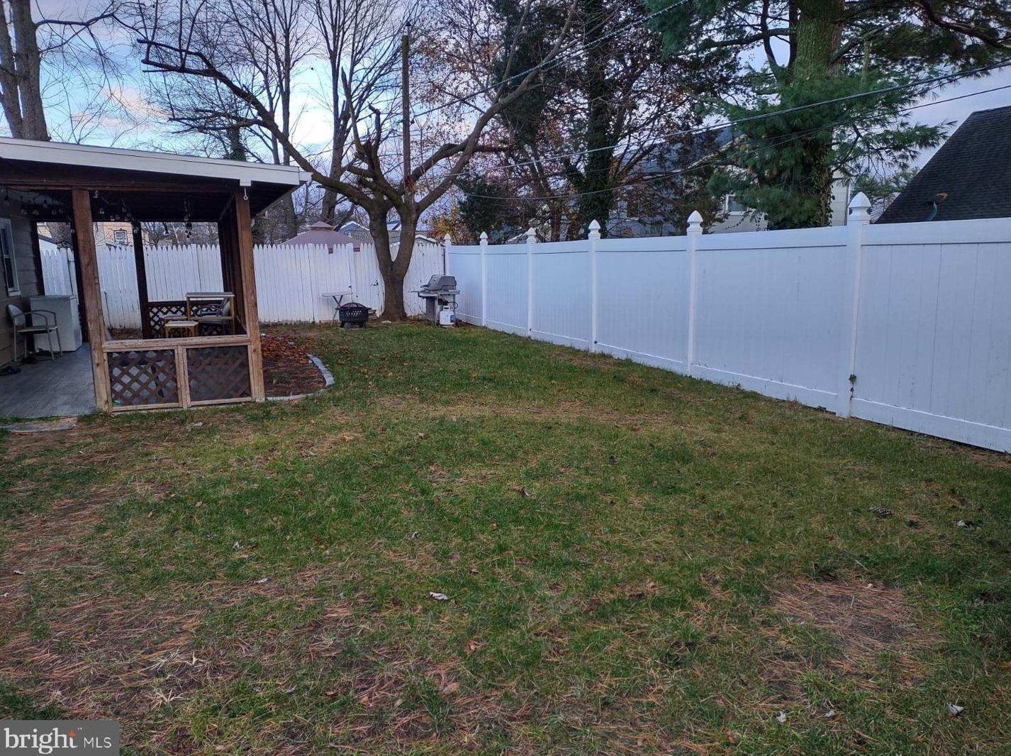 60 Ballad Ln, Willingboro NJ  08046-1606 exterior