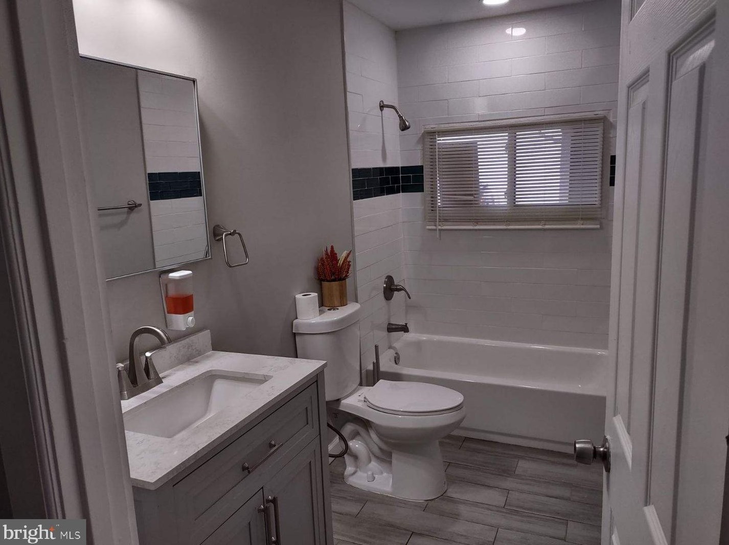 60 Ballad Ln, Willingboro NJ  08046-1606 exterior