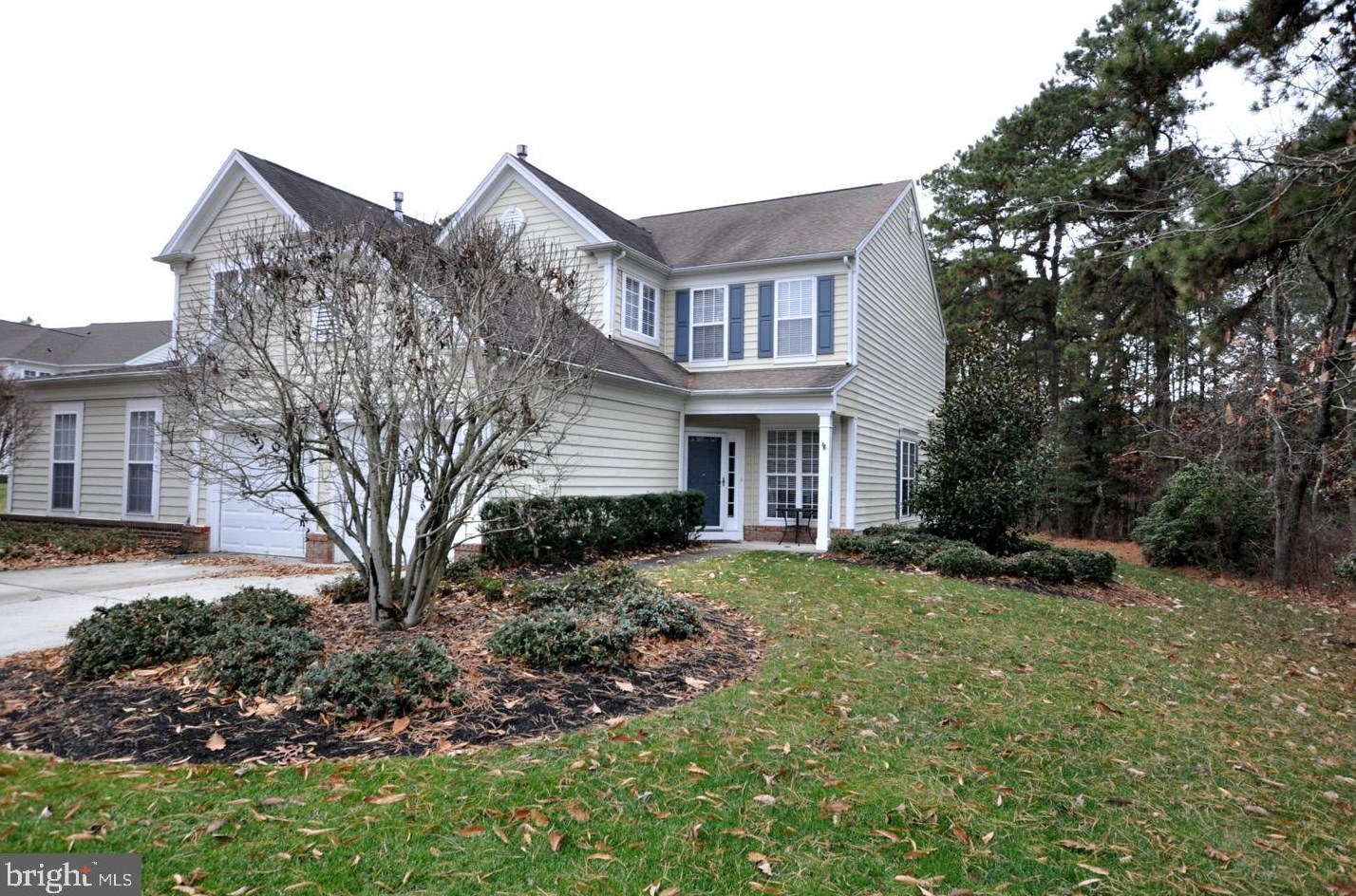 22 Wrentham Dr, Medford, NJ 08055-3825