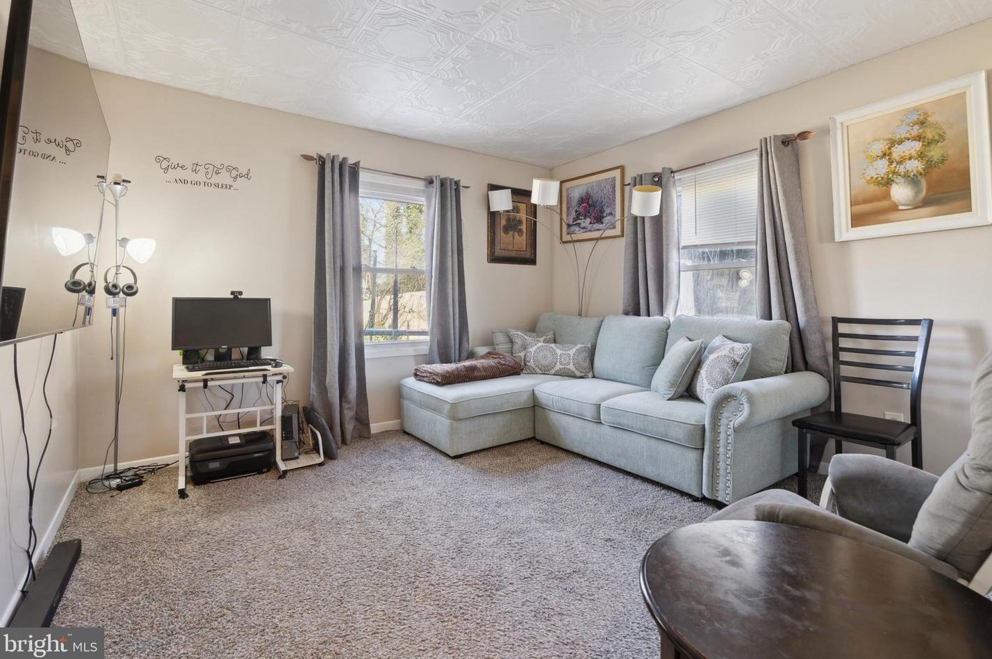 37 Medley Ln, Willingboro NJ  08046-3122 exterior