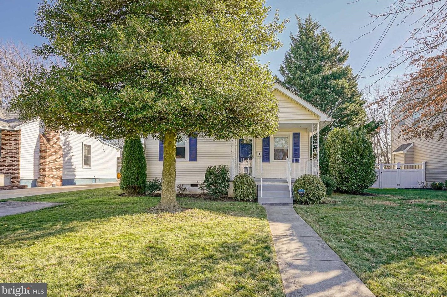 104 E Wilson Ave, Moorestown, NJ 08057