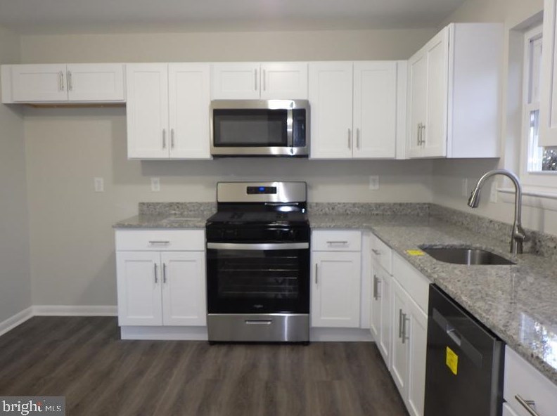 1802 Lakeshore Dr, Browns Mills NJ  08015-1364 exterior