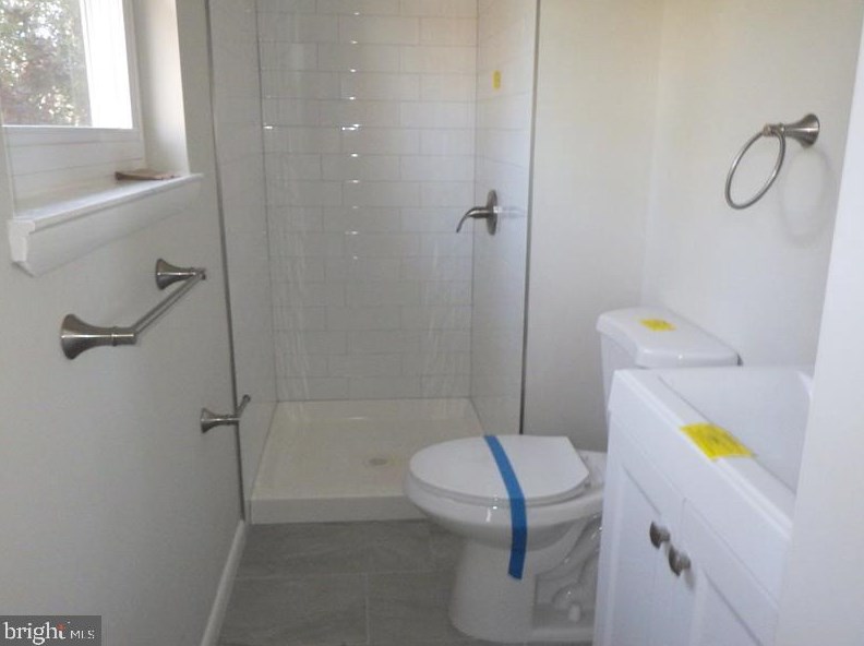 1802 Lakeshore Dr, Browns Mills NJ  08015-1364 exterior