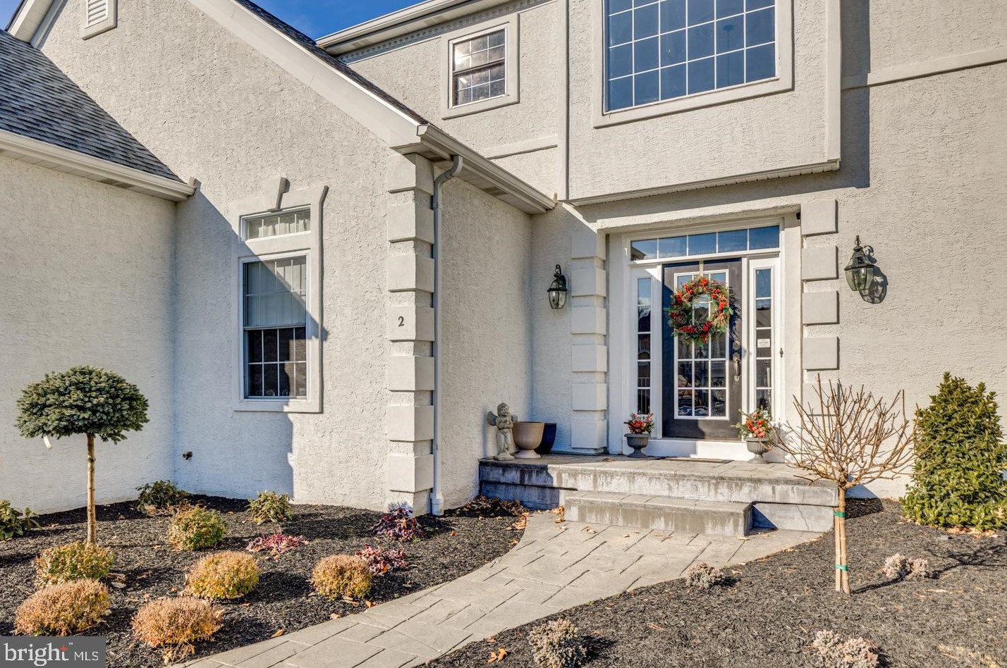 2 Reserve Ct, Mount Laurel, NJ 08054