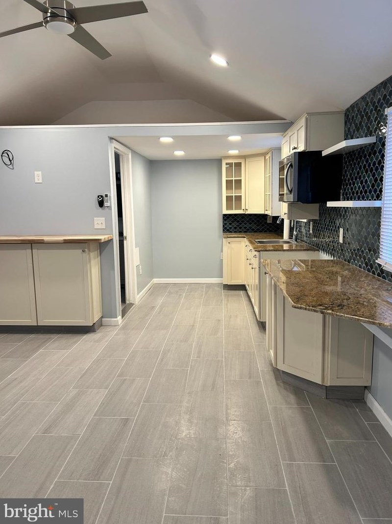 16 Fox St, Browns Mills NJ  08015-4309 exterior