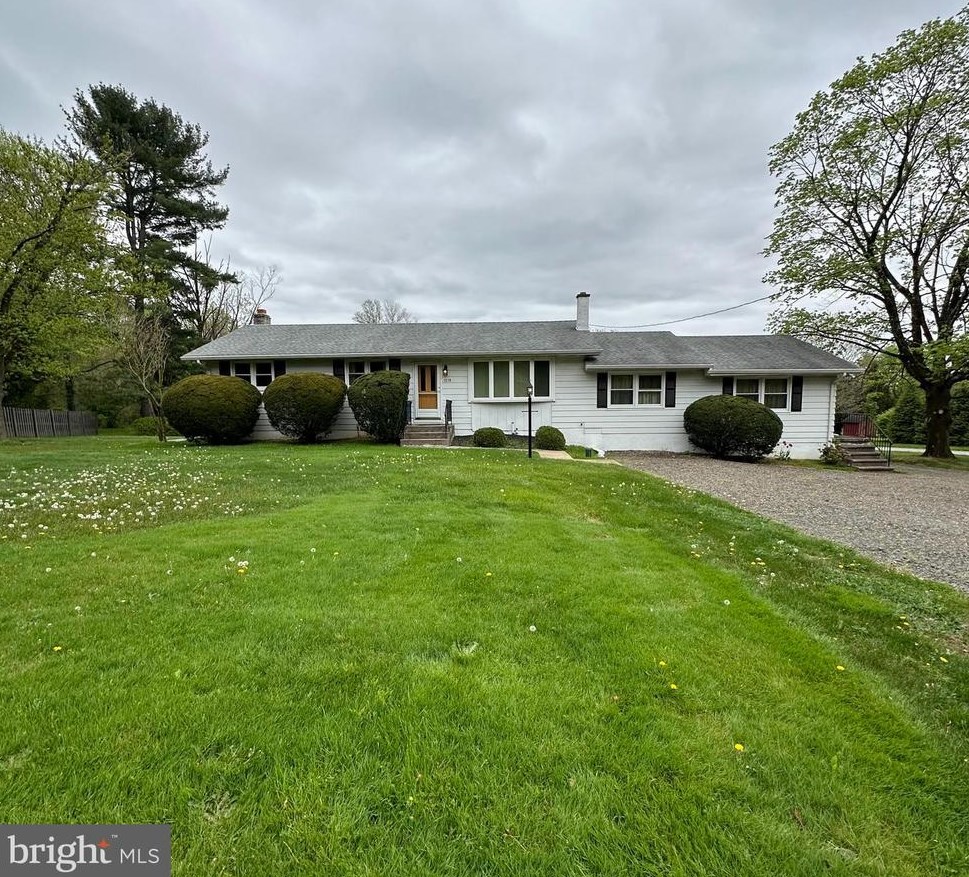 1038 Hedding Jacksonville Rd, Chesterfield, NJ 08505