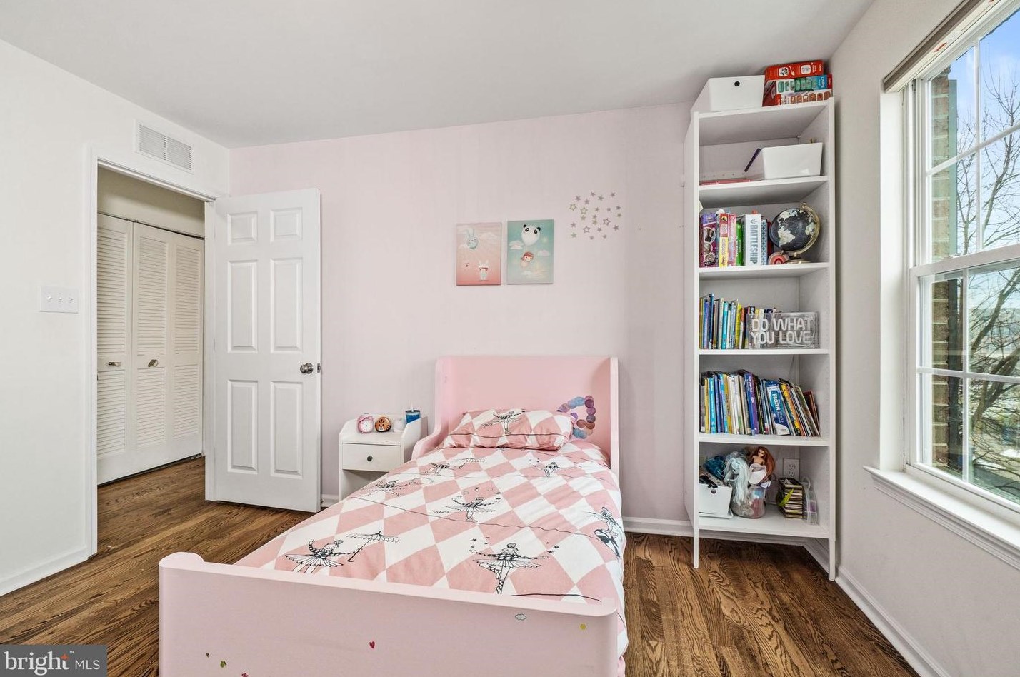 1578 Jason Dr, Riverton NJ  08077-1558 exterior