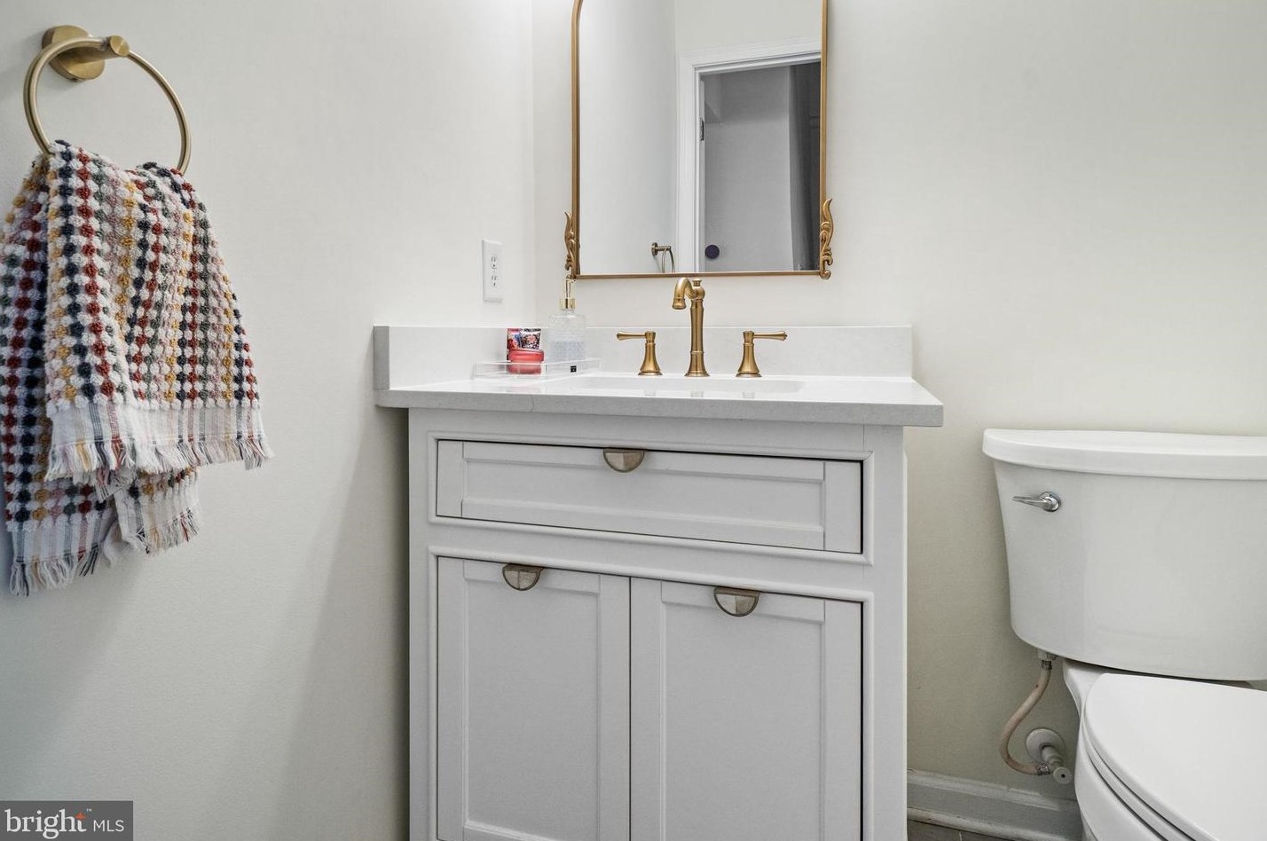 1578 Jason Dr, Riverton NJ  08077-1558 exterior