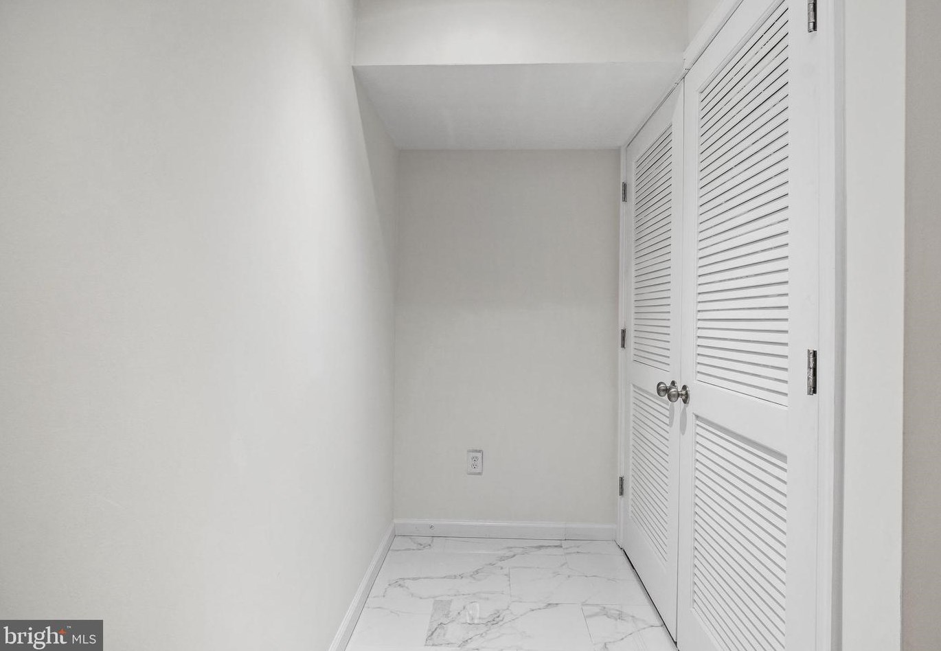 1578 Jason Dr, Riverton NJ  08077-1558 exterior