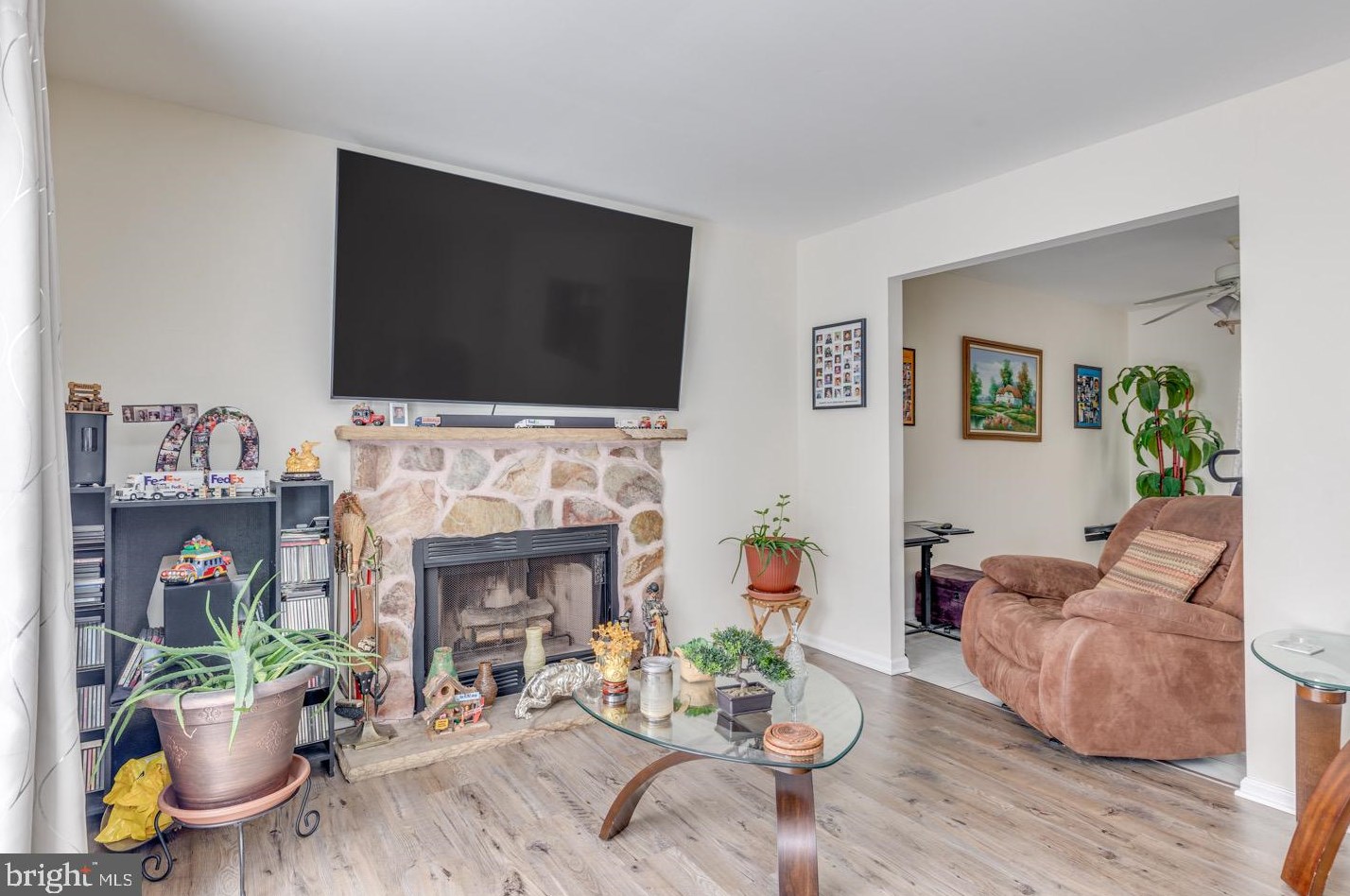 907 Turner Ave, Riverton NJ  08077-1934 exterior