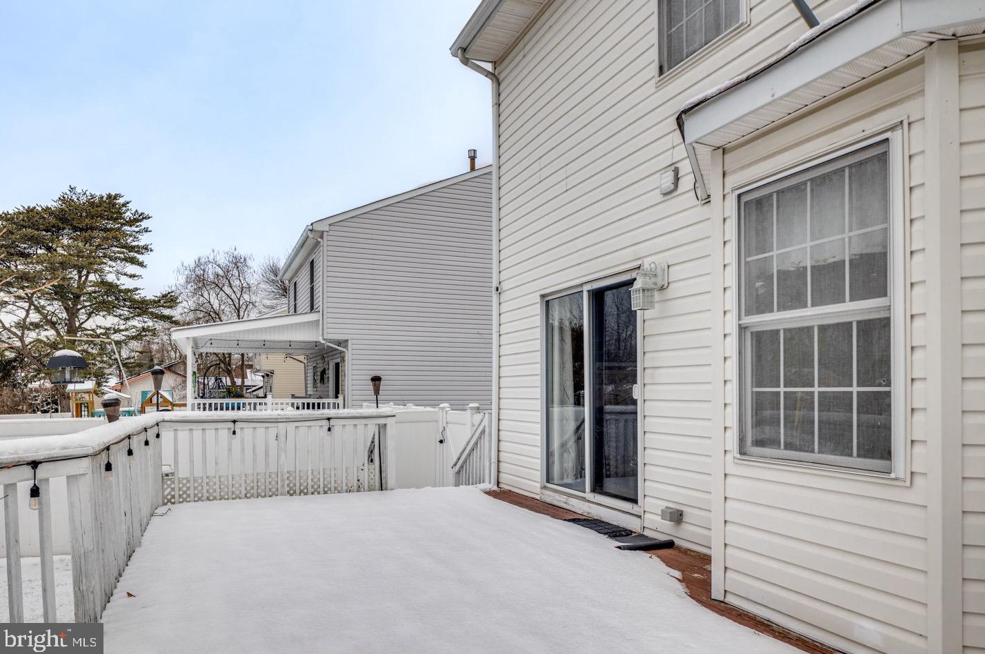 907 Turner Ave, Riverton NJ  08077-1934 exterior