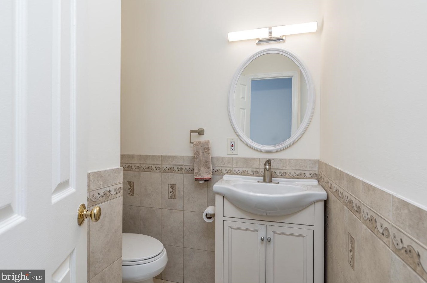907 Turner Ave, Riverton NJ  08077-1934 exterior
