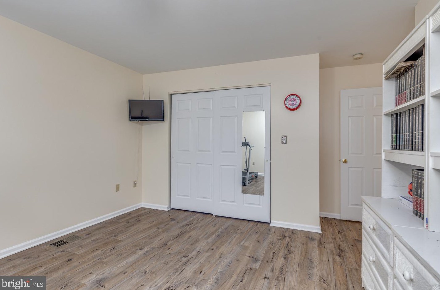 907 Turner Ave, Riverton NJ  08077-1934 exterior