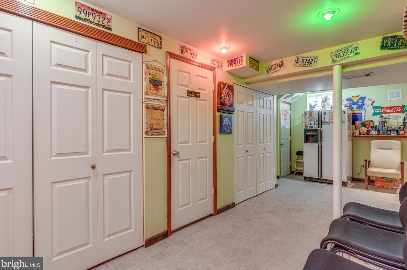 907 Turner Ave, Riverton NJ  08077-1934 exterior