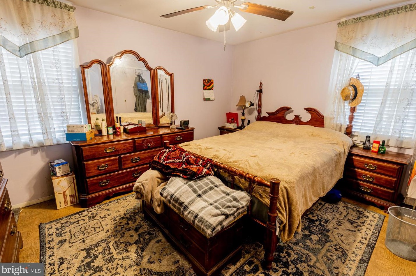 8 Essex Ln, Willingboro NJ  08046-2243 exterior