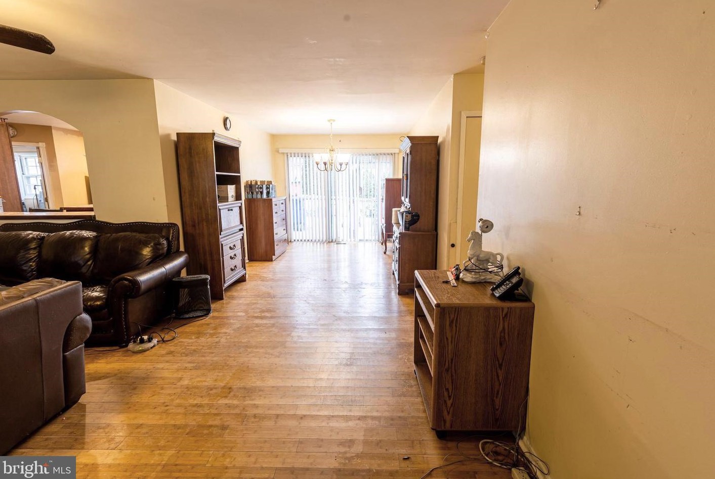 8 Essex Ln, Willingboro NJ  08046-2243 exterior