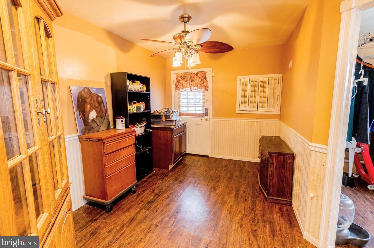 8 Essex Ln, Willingboro NJ  08046-2243 exterior