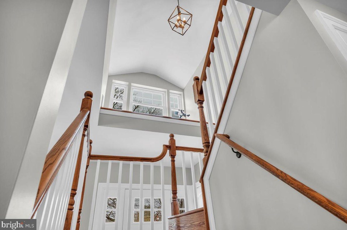 422 2nd St, Moorestown NJ  08057-3002 exterior