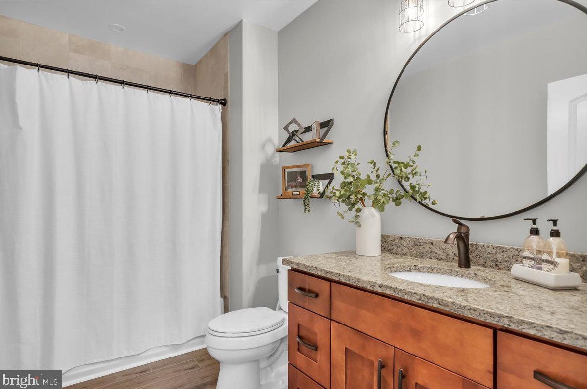 422 2nd St, Moorestown NJ  08057-3002 exterior