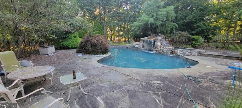 2 Bridlewood Ct, Southampton NJ  08088-9600 exterior